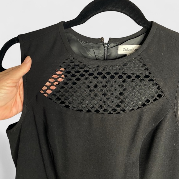 Calvin Klein Sheath dress, black, mesh insert, EUC, size 2 - Picture 2 of 6